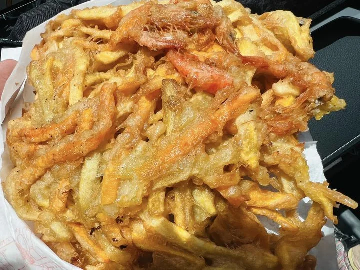 春捲伯