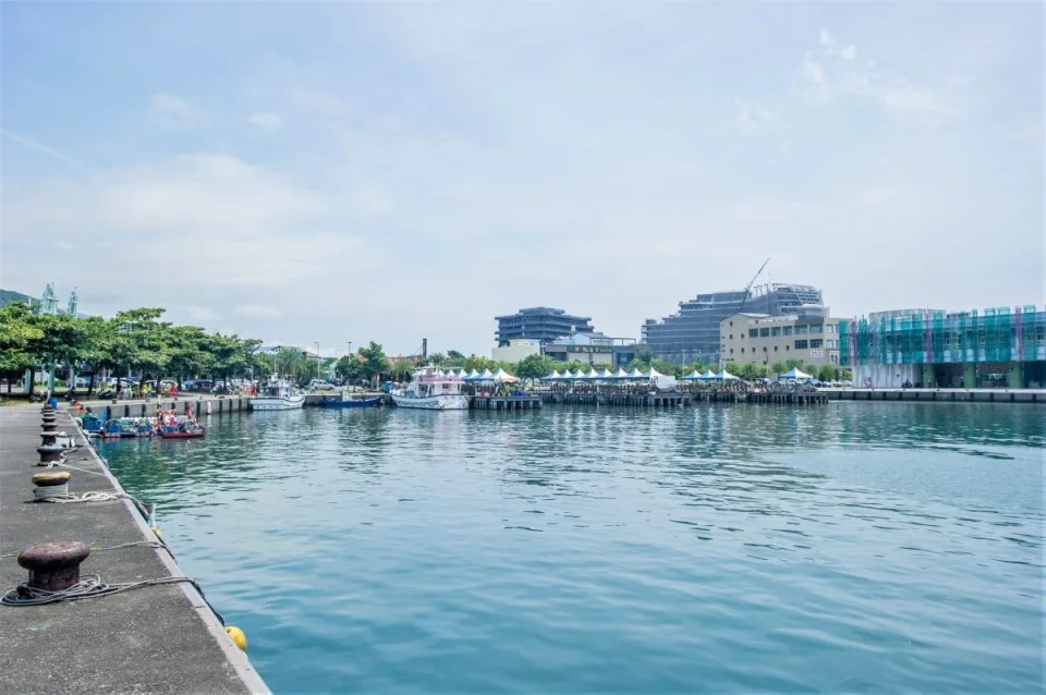 頭城烏石港